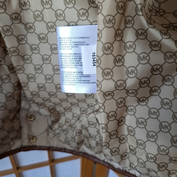 NWT WOMENS MICHAEL KORS QUILTED KHAKI BUTTONS/ POCKETS LEATHER TRIM JACKET LARGE - Picture 5 of 6